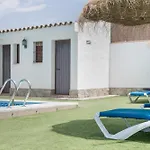 Будинок відпочинку Casa Alpes 1 Solo Familias Коніль-де-ла-Фронтера