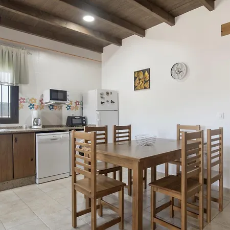 Casa Alpes 1 Solo Familias Holiday home