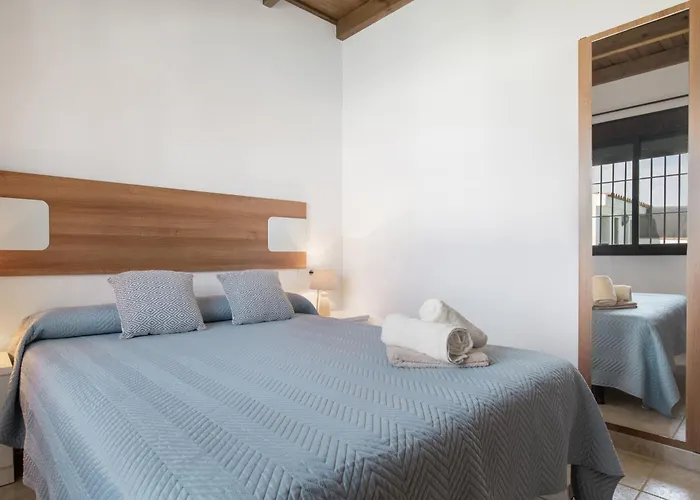 Casa Alpes 1 Solo Familias Vakantiehuis Conil De La Frontera