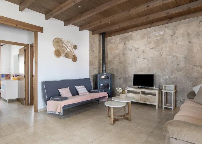 Casa Alpes 1 Solo Familias Holiday home